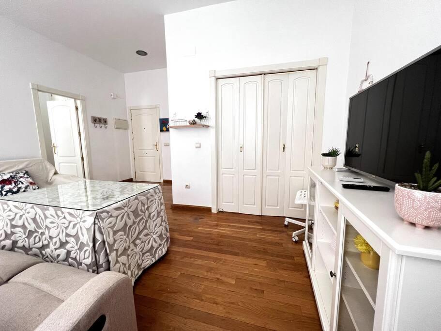 Apartamento Muy Centrico En Granada Exterior photo