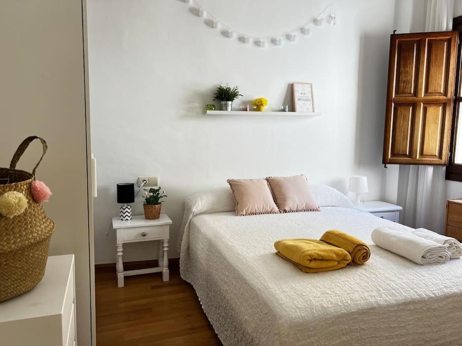 Apartamento Muy Centrico En Granada Exterior photo